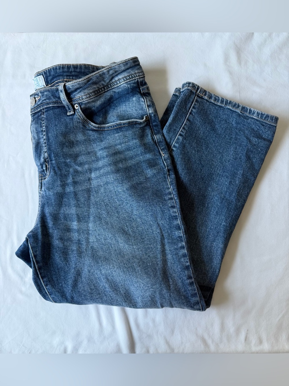 Time & Tru Medium Wash Cropped Straight Fit Jeans Size 12